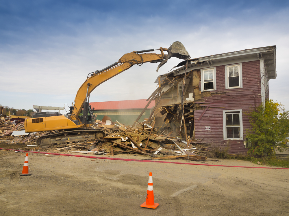 3 Reasons to Hire Professionals for Your Next Demolition Job C & W