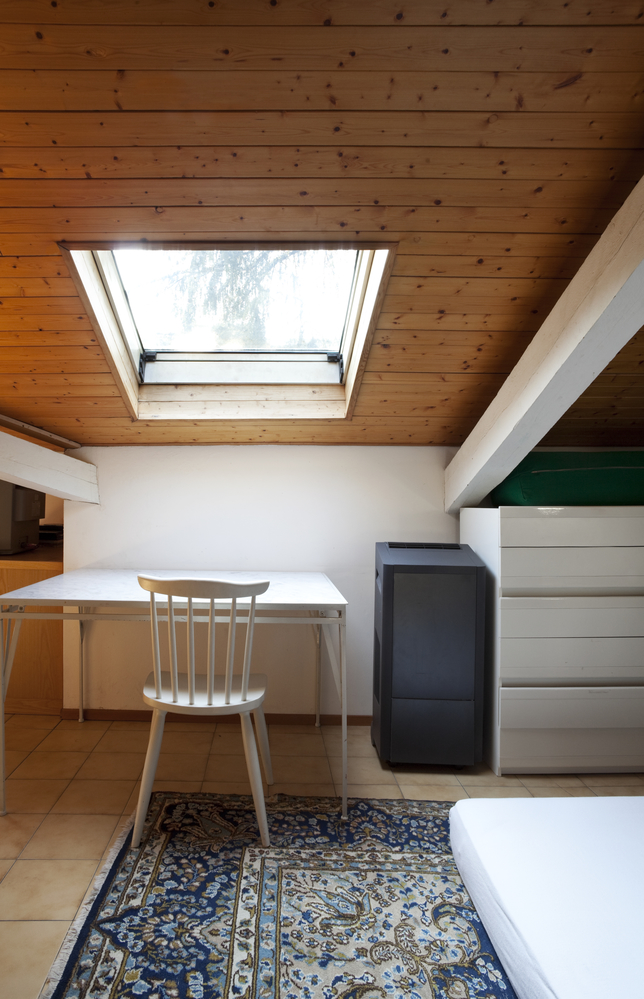 Roofing Contractors Explain Skylight Options - Home Works Home
