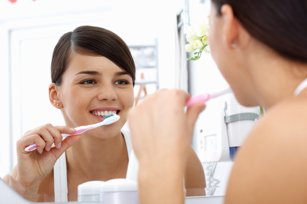 3 Reasons To Whiten Your Teeth This Summer Revercomb - 