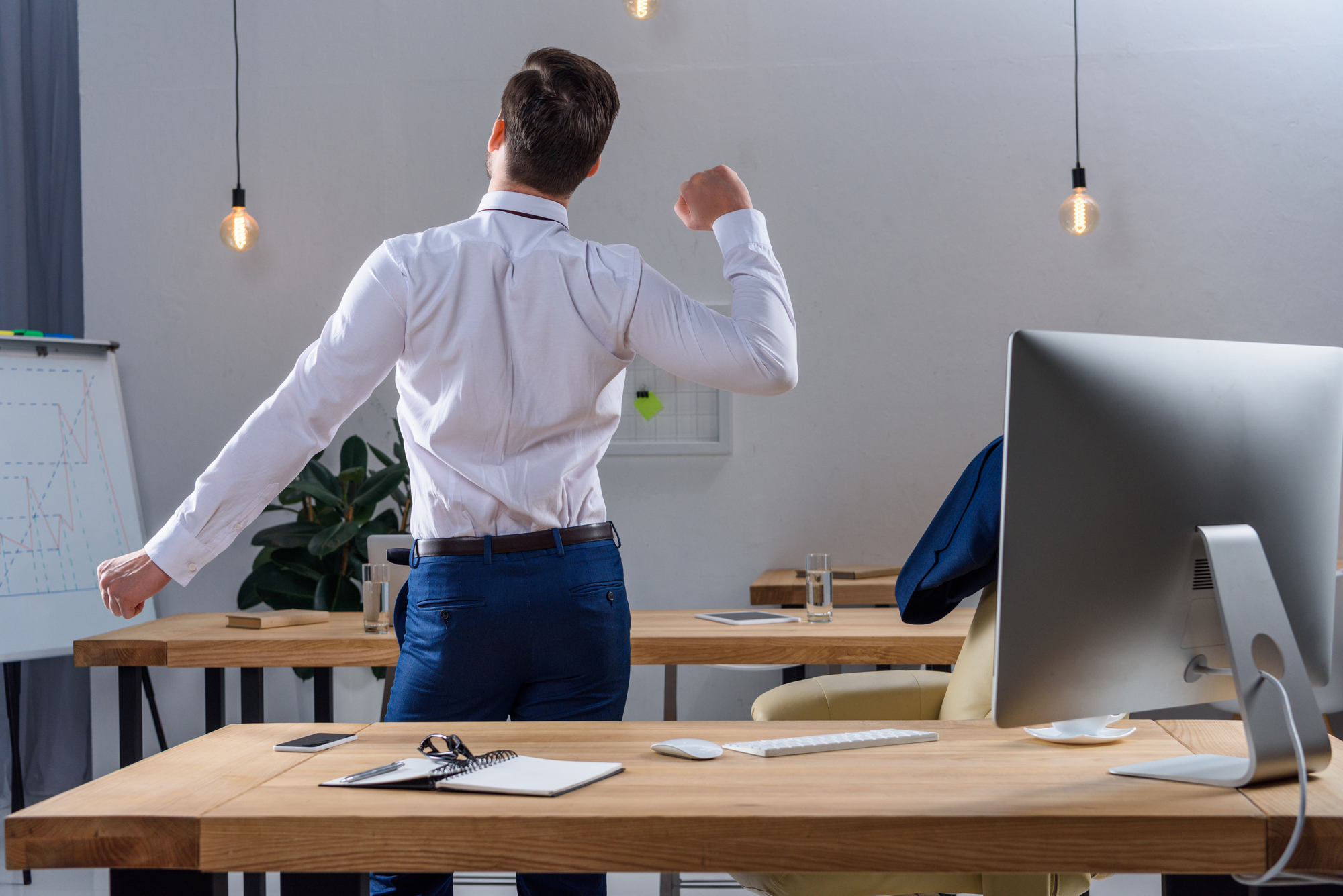 Can Standing Desks Help With Back Pain Adams Clinic Of
