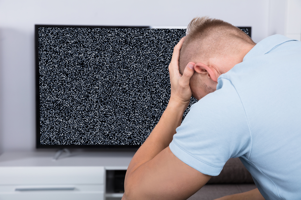 3 Common Flat Screen TV Problems & Their Solutions - Aka’s TV & Electronics