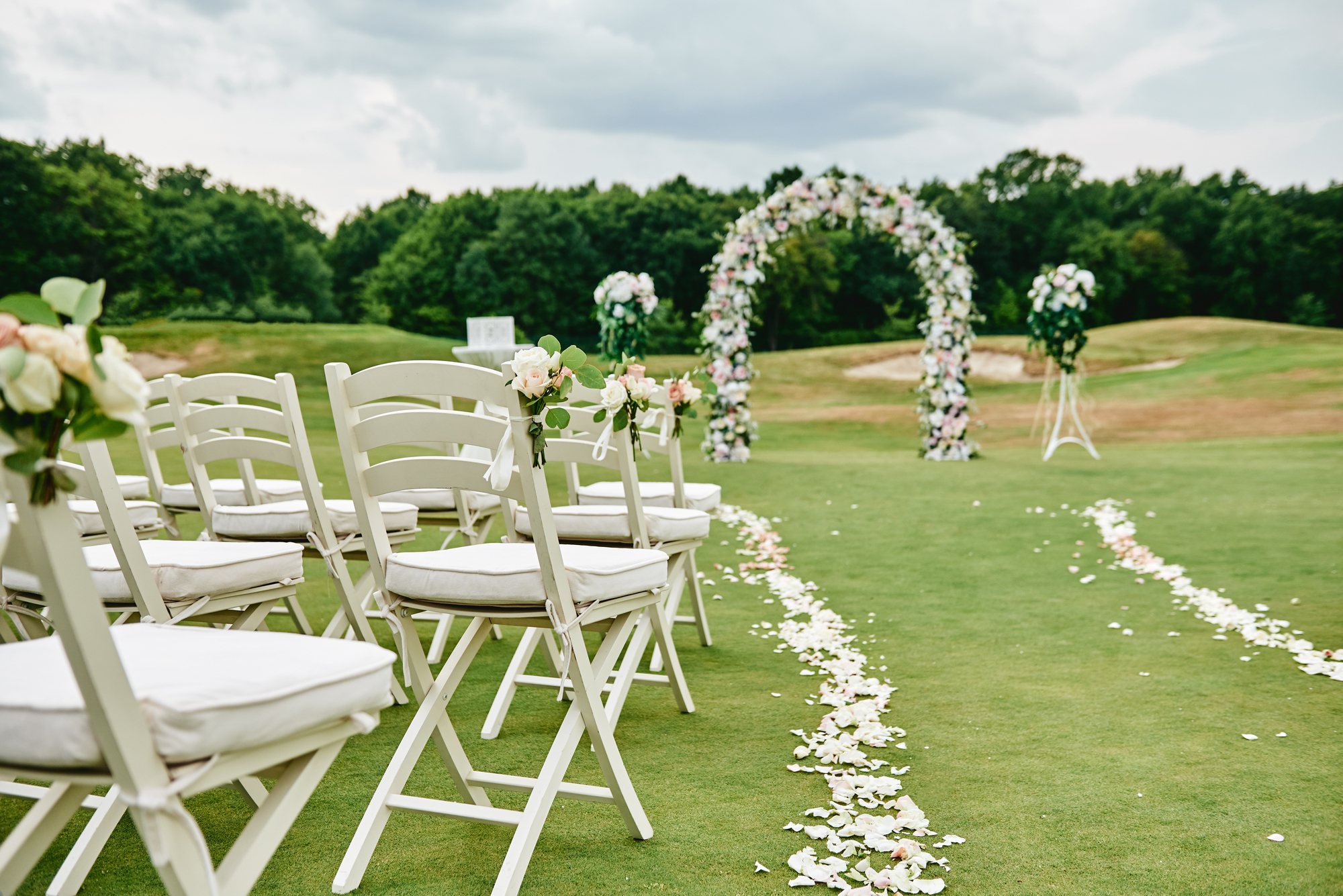 3 Reasons to Have Your Wedding at a Golf Course Hastings Golf Club