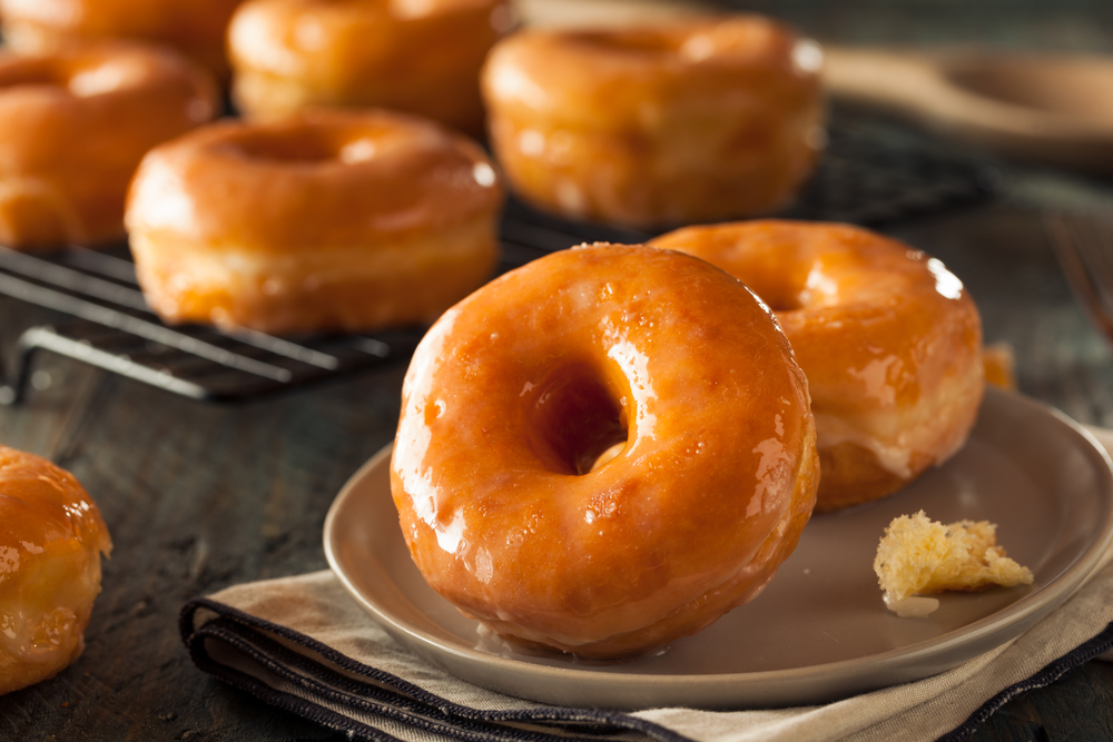 what-s-the-difference-between-cake-raised-donuts-sunday-s-mini