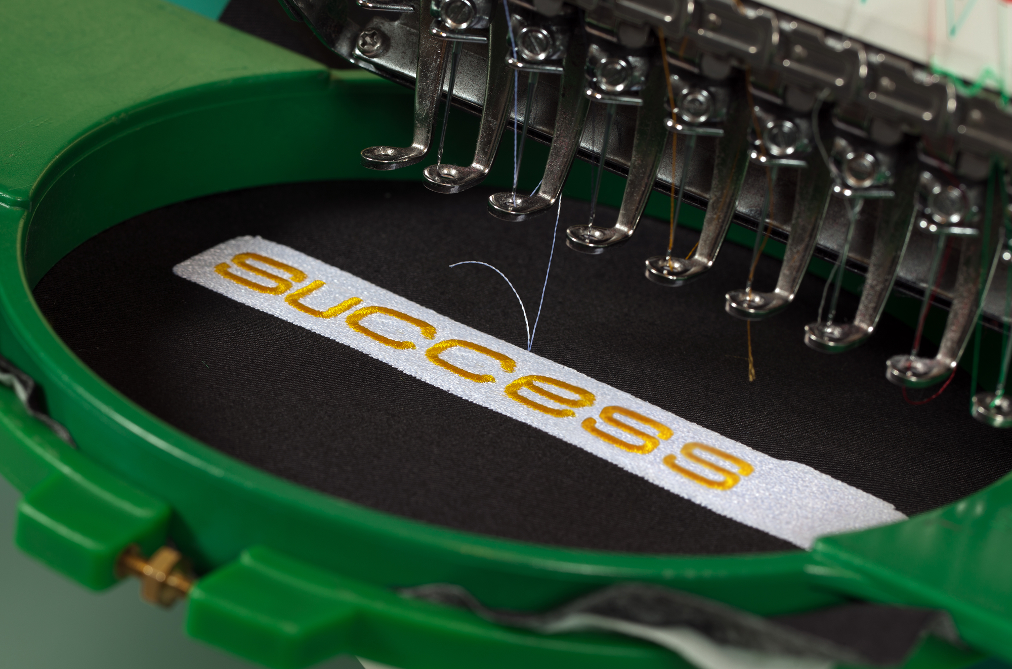 What’s the Difference Between Screen Printing & Embroidery? Sports