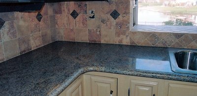 How To Mix Match Kitchen Countertops Accents In Tile And Stone