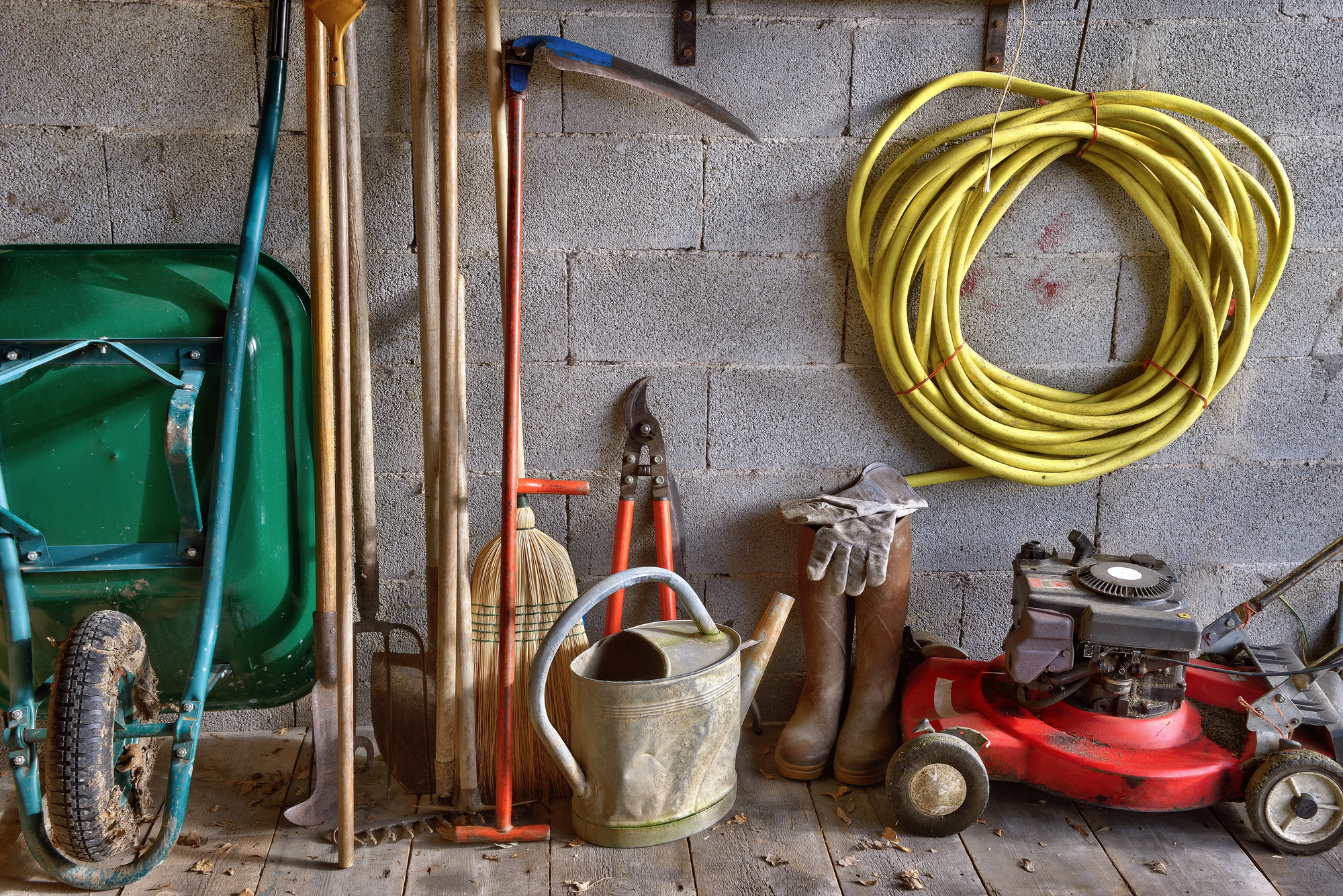 4 Ways to Maximize Storage Space in Your Gardening Shed 