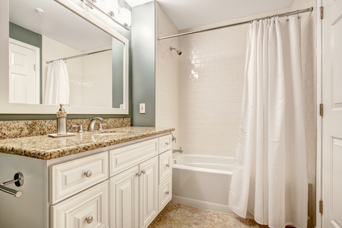 Your Guide To Choosing The Best Material For New Bathroom Vanities