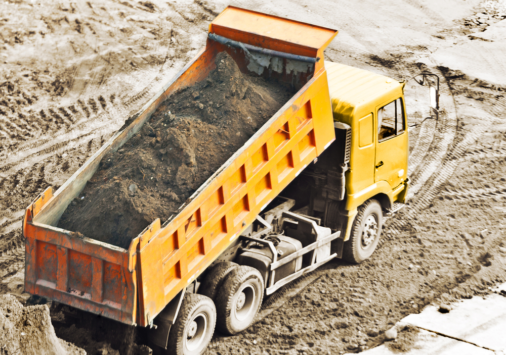 3-benefits-of-hiring-a-professional-construction-dump-truck-company