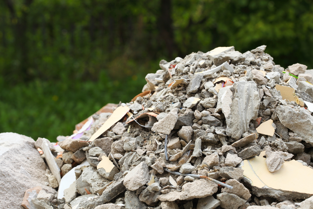 3 Benefits Of Using A Debris Removal Service During Construction 