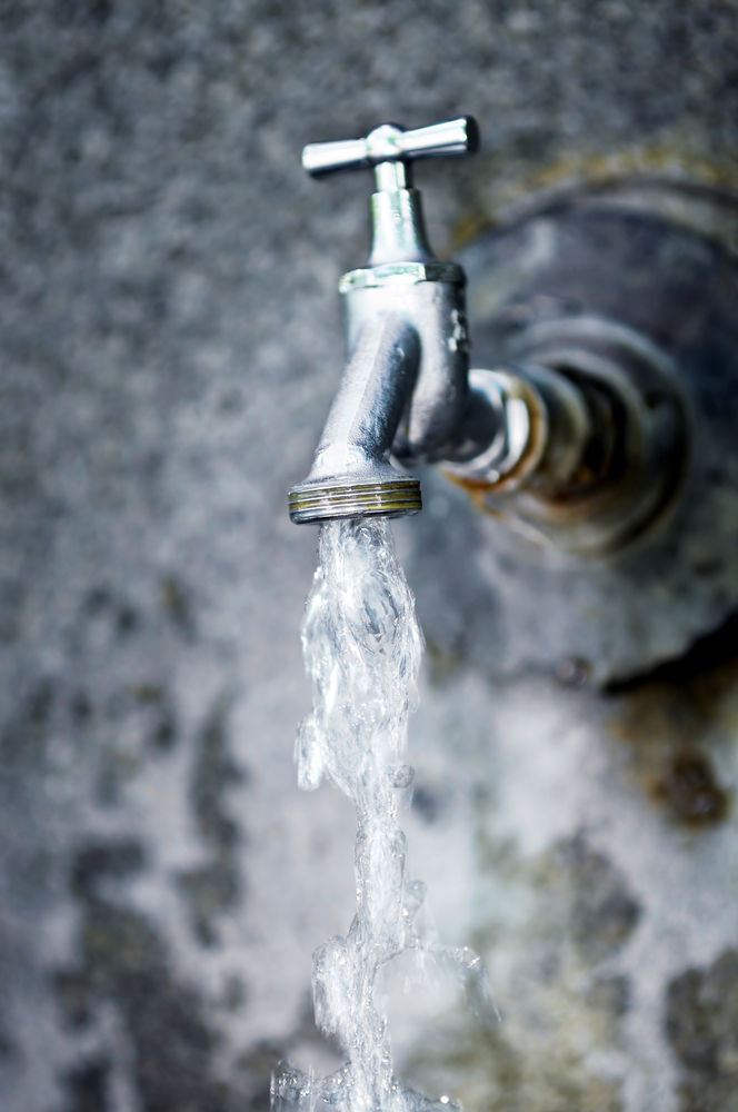 Why An Outside Leak Requires A Faucet Repair Plumber Economy