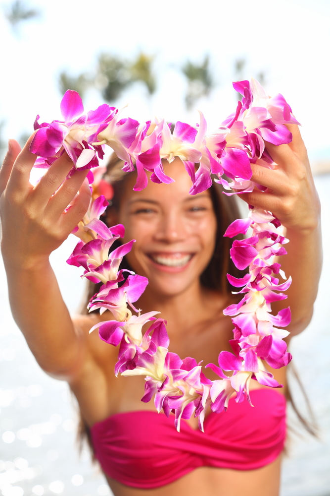 the-symbolism-of-the-traditional-hawaiian-flower-lei-pali-florist