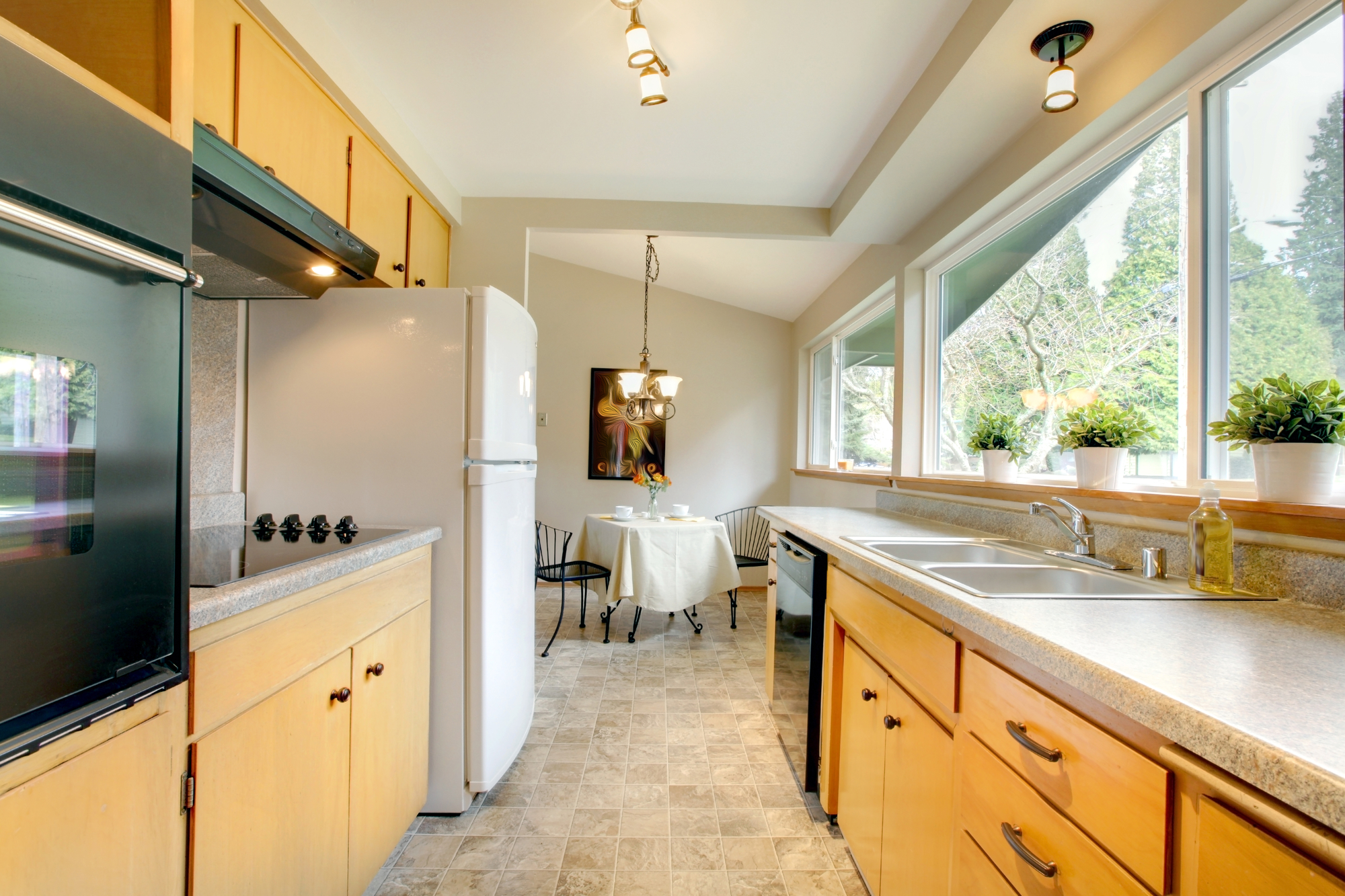 3 Remodeling Tips To Create More Space In A Small Kitchen Tarvin
