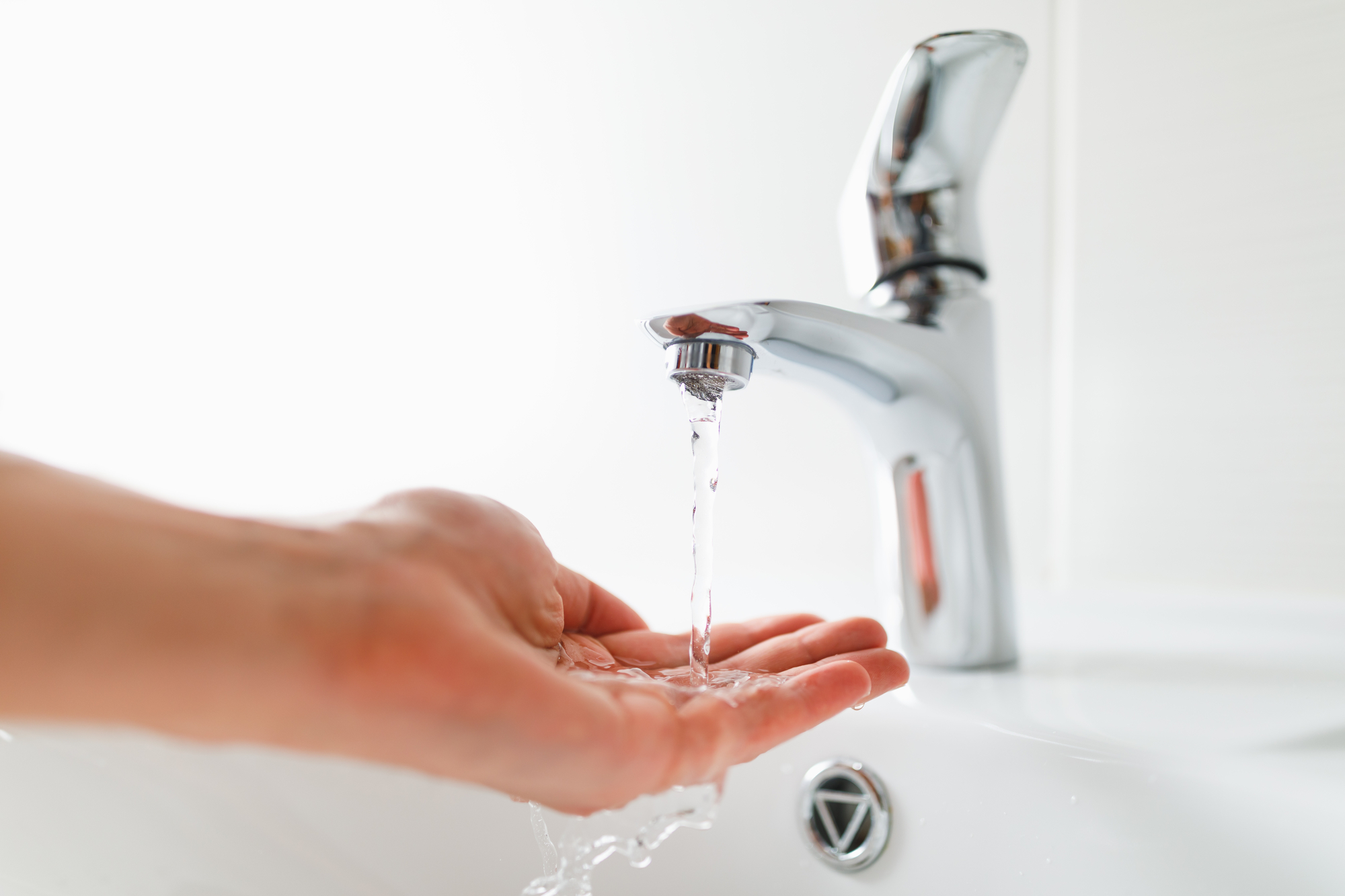 Low Water Pressure In Bathroom Sink Only Versosembossa